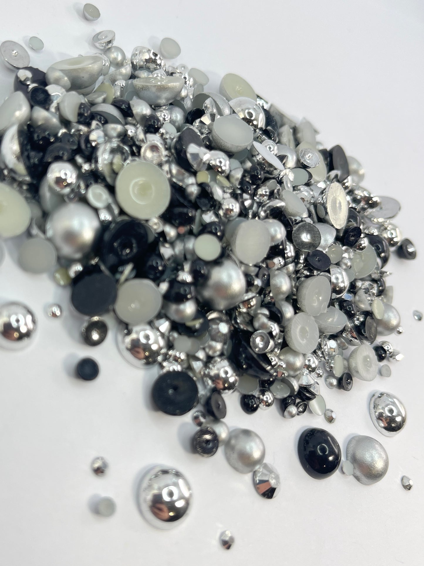 Cappucino Flat Back Pearl/ Rhinestone Mix 50g