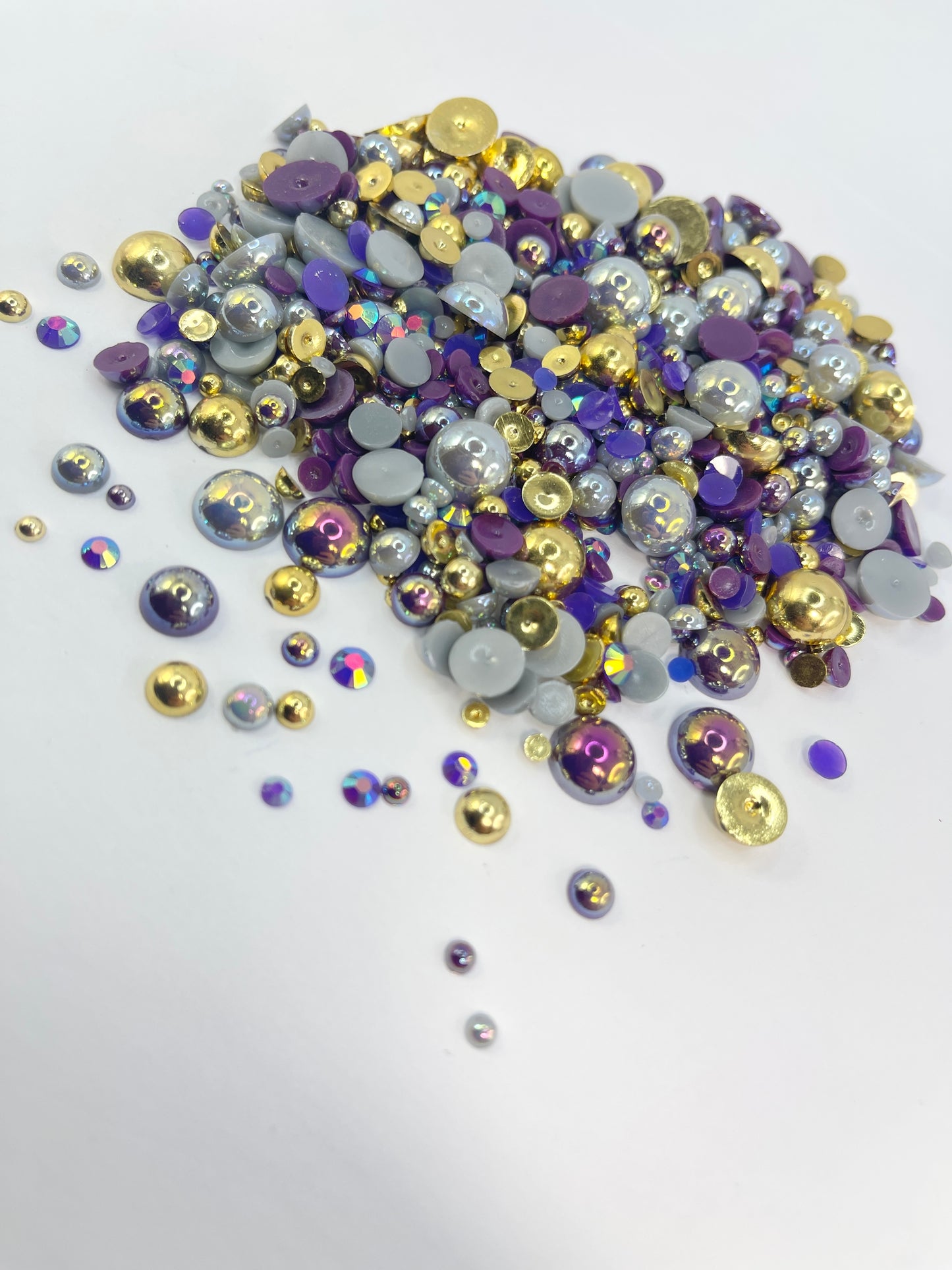 Royalty Flat Back Pearl/ Rhinestone Mix 50g