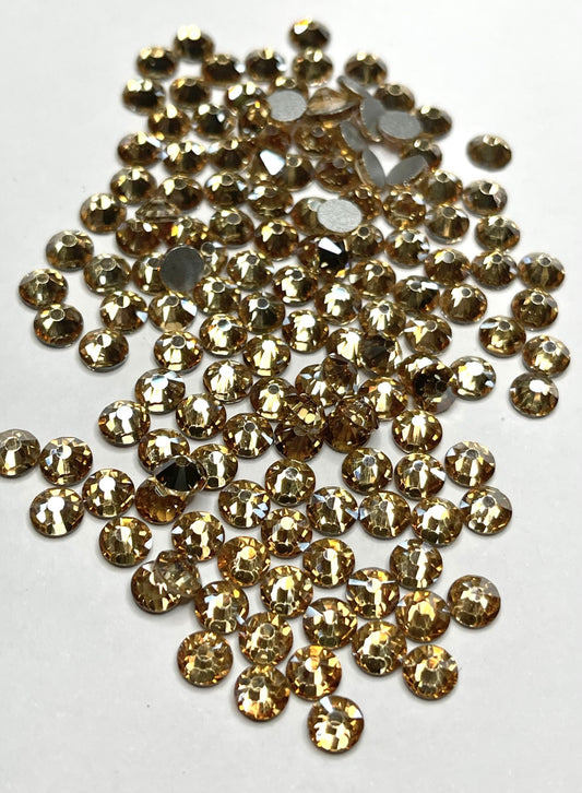 Golden Shadow Rhinestones SS20