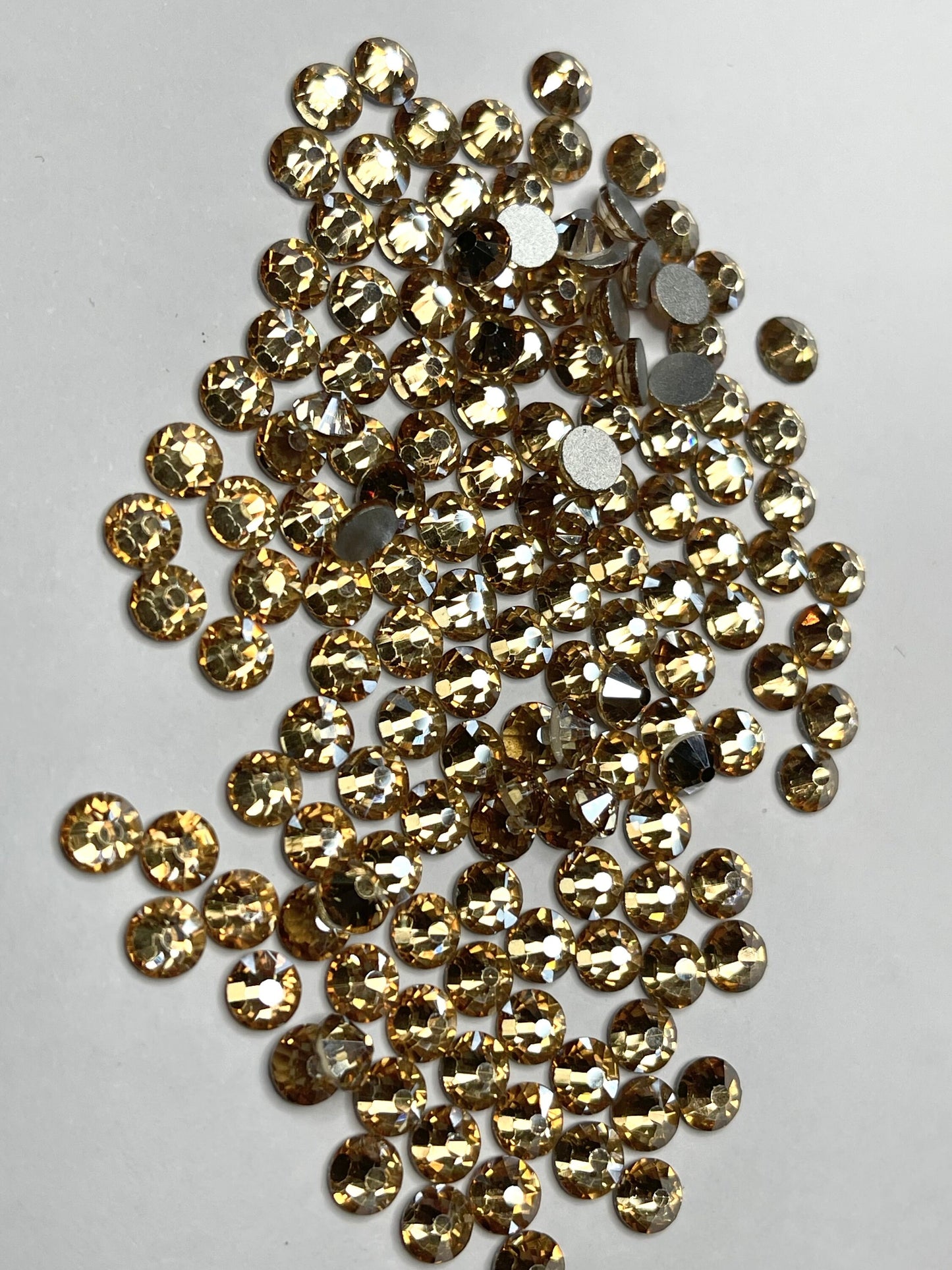 Golden Shadow Rhinestones SS20